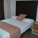 Estudiotel 2*