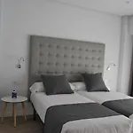 Estudiotel Hotel 2*