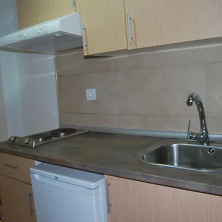 Estudiotel Hotel 2*