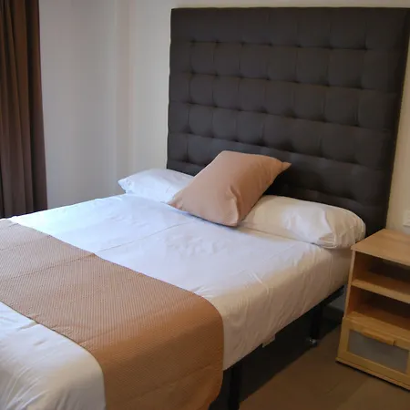Estudiotel Hotel 2*