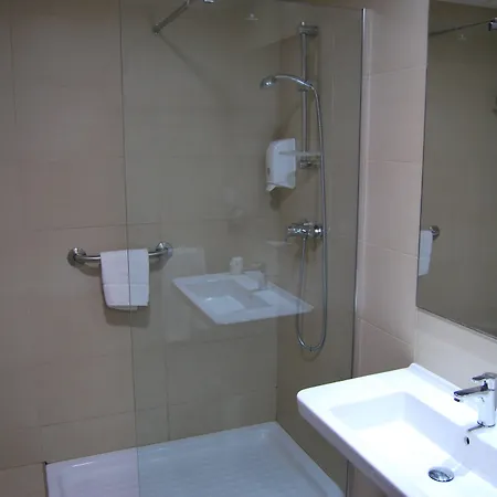 Estudiotel Hotel 2*