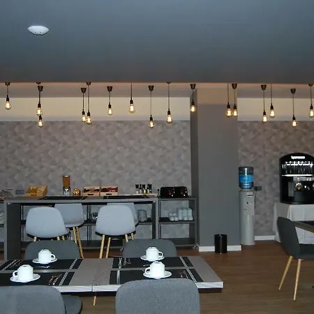 Estudiotel Hotel 2*