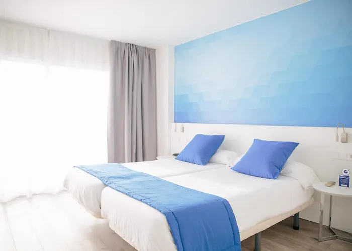 Отель Estudiotel