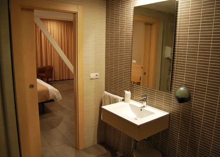 Отель Estudiotel 2*